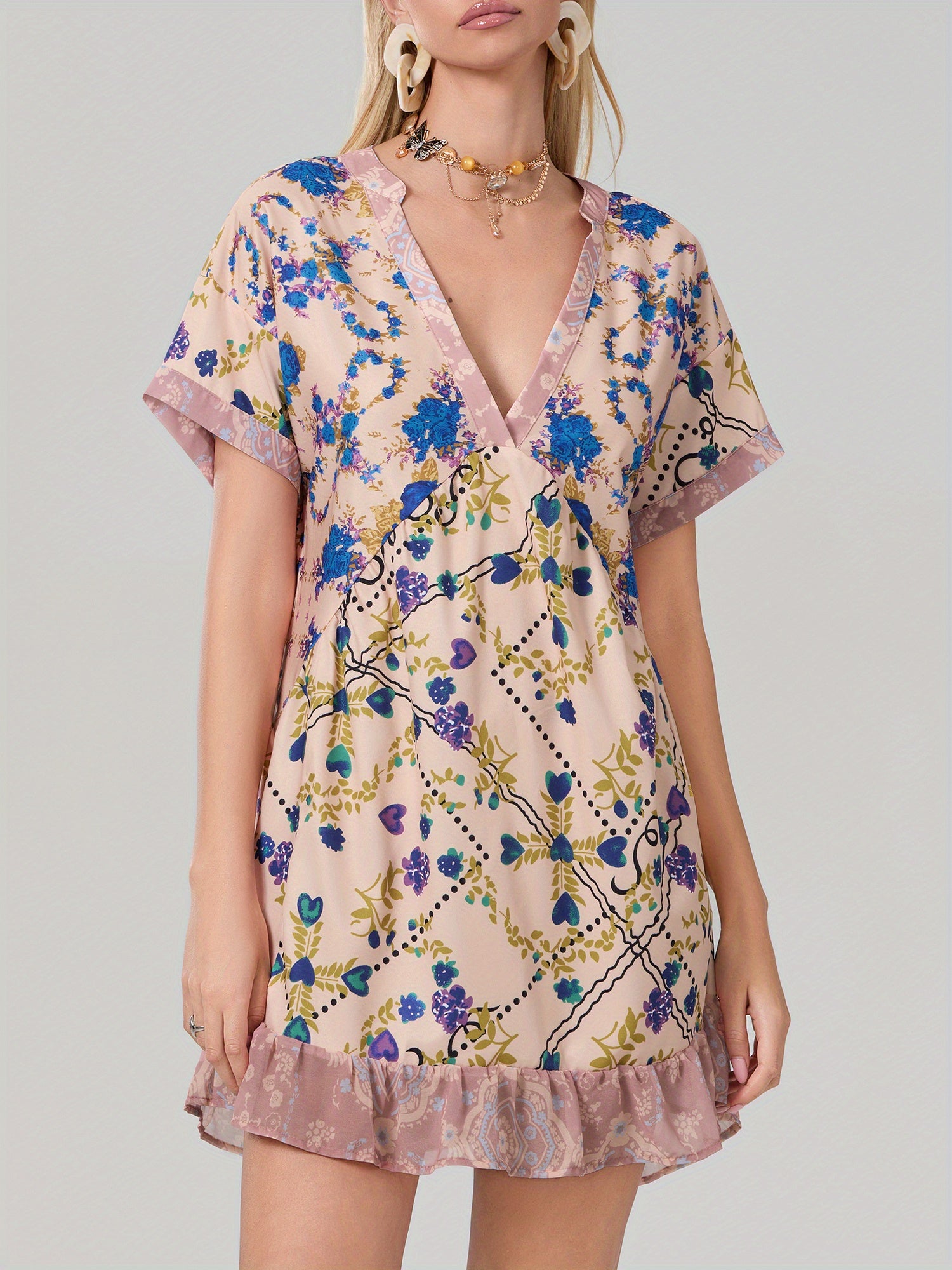 Women'S Bohemian Floral Print V-Neck Short Sleeve Dress with Pockets - Flowy A-Line Mini Dress in Red, Beige & Blue, Perfect for Summer & Casual Outings, Bohemian Dress