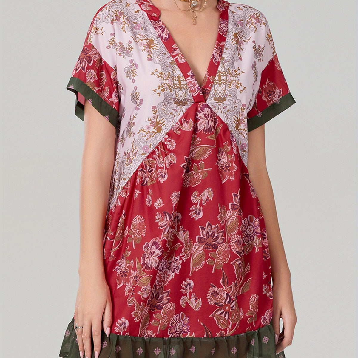 Women'S Bohemian Floral Print V-Neck Short Sleeve Dress with Pockets - Flowy A-Line Mini Dress in Red, Beige & Blue, Perfect for Summer & Casual Outings, Bohemian Dress